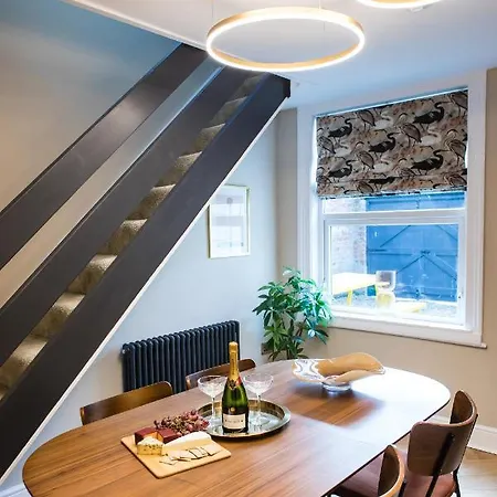 Maison Mouettes By Maison Parfaite - Luxury Suites With Abbey Views Уитби Экстерьер фото